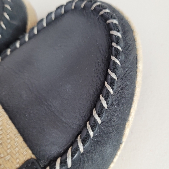 UGG Rozie Espadrille Moccasins - Size 6.5 - Picture 16 of 16